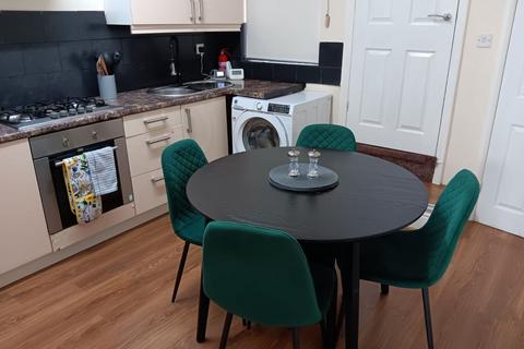 3 bedroom terraced house to rent, Willes Road, Birmingham, B18
