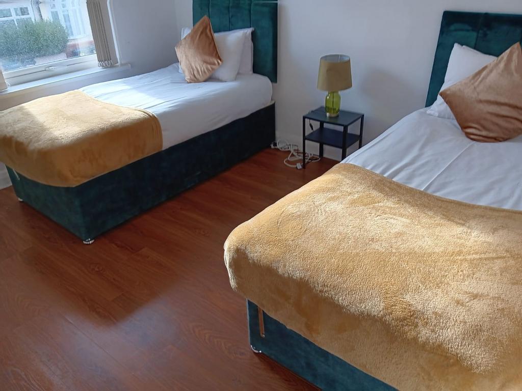Room 2