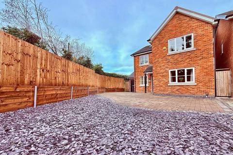 undefined, Kettles Bank Road, Dudley DY3