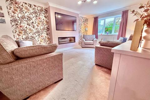 undefined, Kettles Bank Road, Dudley DY3