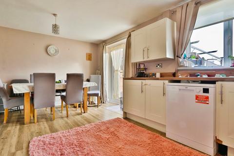 3 bedroom semi-detached bungalow for sale, Driffield, East Riding of Yorkshire YO25