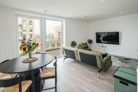 2 bedroom flat to rent, Caldon Boulevard, Grand Union, HA0