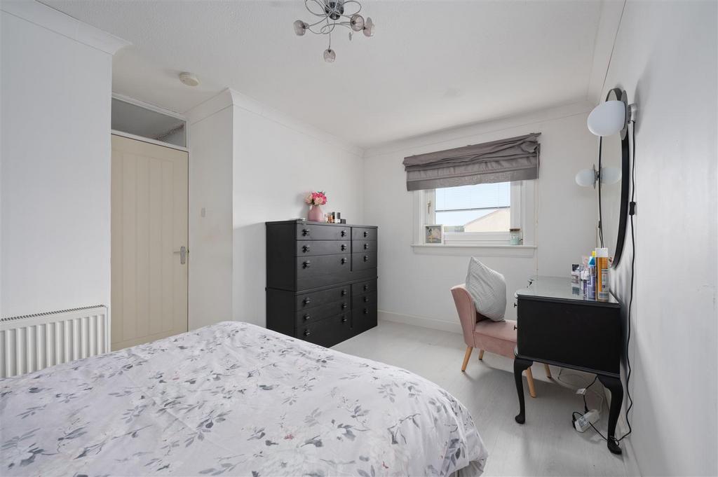 62 Meldrum Court019.JPG