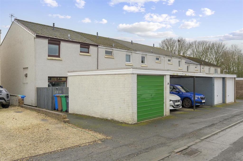 62 Meldrum Court003.jpg