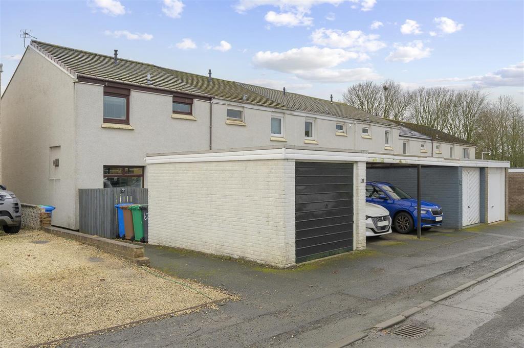 62 Meldrum Court006.jpg