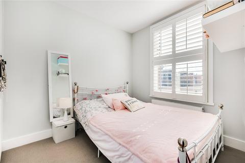 2 bedroom apartment for sale, Munster Road, London, SW6