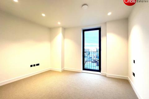 2 bedroom flat to rent, London, SW20