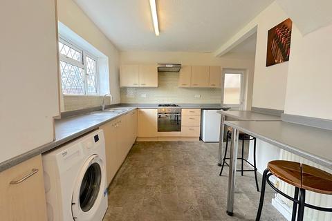 2 bedroom semi-detached house for sale, Brooklands Parade, Wolverhampton WV1