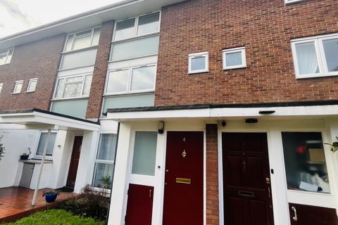 2 bedroom maisonette to rent, Tankerville Road, London SW16