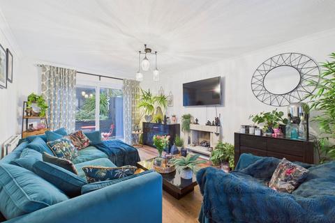 4 bedroom detached house for sale, Gresley Close, Leicester LE7