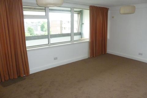 2 bedroom flat to rent, Skipton Road, Birmingham B16