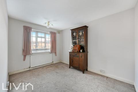 undefined, Cedar House, Carshalton SM5