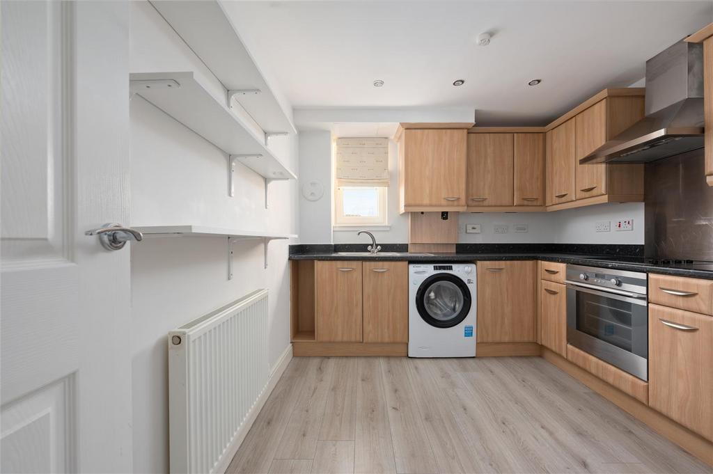 55e Tarmachan Road008.JPG