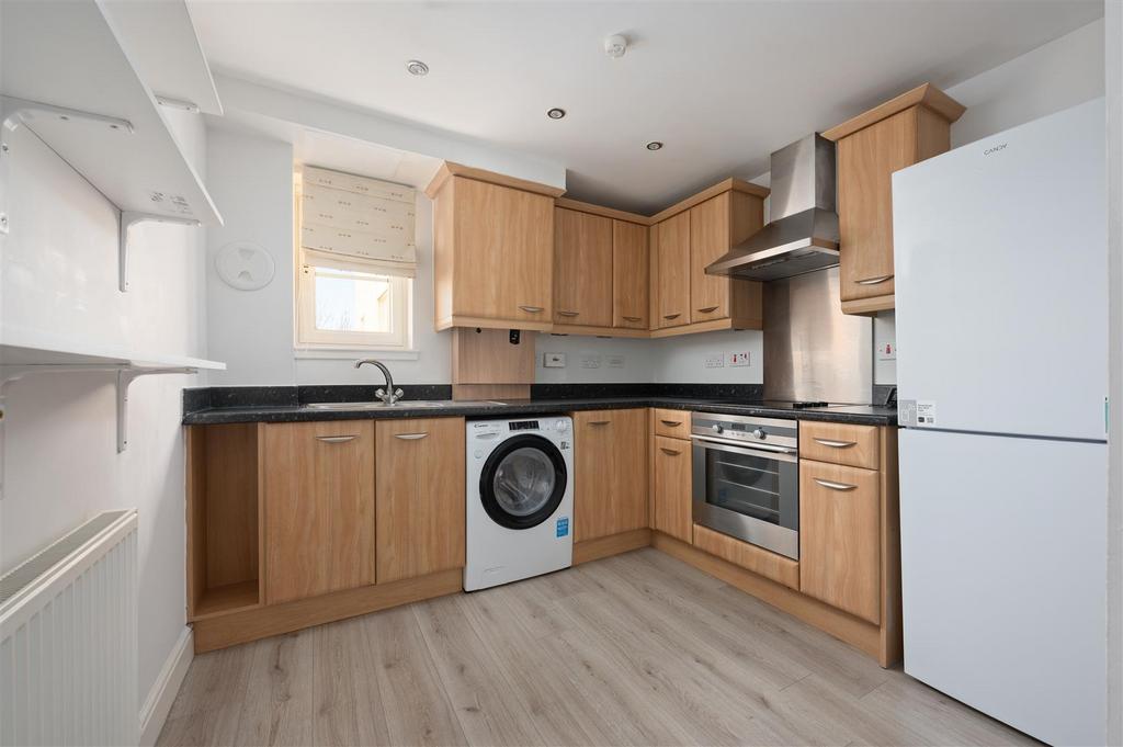 55e Tarmachan Road009.JPG