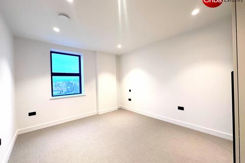 1 bedroom flat to rent, London, SW20