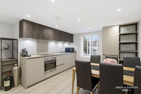 2 bedroom flat for sale, Chertsey Street, Guildford GU1