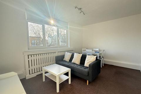 3 bedroom apartment to rent, Stratford, Newham, London, E15