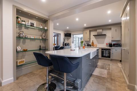 4 bedroom detached house for sale, Bullfurlong Lane, Burbage, LE10