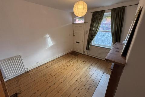 2 bedroom house to rent, Old Oak Street, Didsbury, Manchester