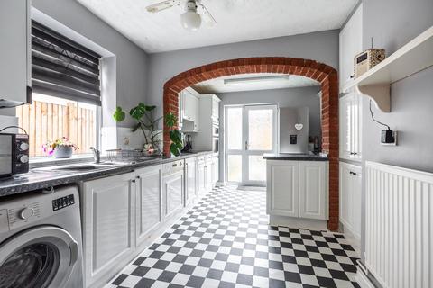 3 bedroom semi-detached house for sale, Waterloo Park Close, Norwich