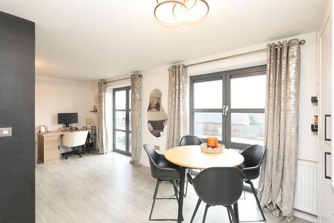 2 bedroom apartment for sale, White Lane, Sheffield S12