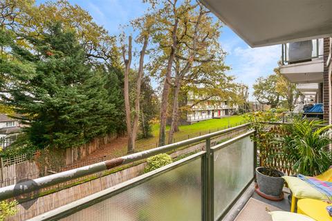 1 bedroom flat to rent, Winterfold Close, London