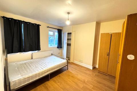 undefined, Tokyngton Avenue, Northwembley, HA9