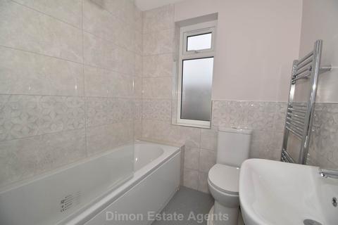 3 bedroom terraced house for sale, Hill Park Road, Gosport