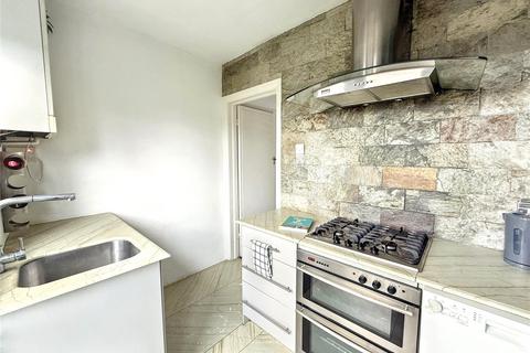 2 bedroom maisonette for sale, Kenerne Drive, Barnet, Herts, EN5
