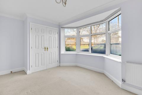 2 bedroom flat for sale, Juniper Lane, Flackwell Heath, HP10