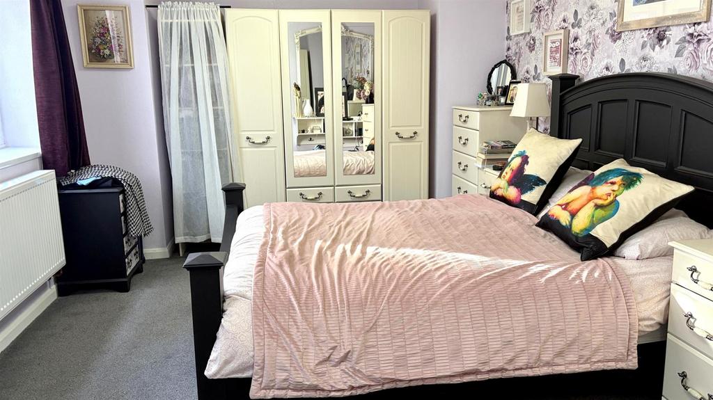 Owners bedroom