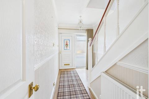 3 bedroom semi-detached house for sale, Bowfell Drive, High Lane, Stockport, SK6