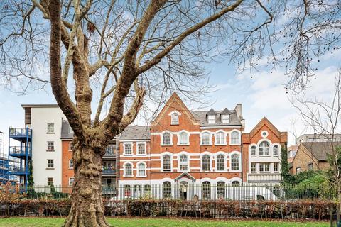 2 bedroom apartment for sale, Martello Street, London, E8