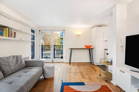 2 bedroom apartment for sale, Martello Street, London, E8