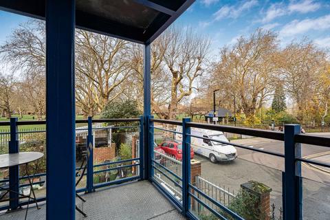 2 bedroom apartment for sale, Martello Street, London, E8