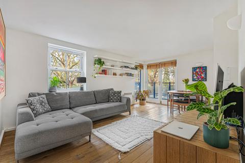 2 bedroom apartment for sale, Martello Street, London, E8