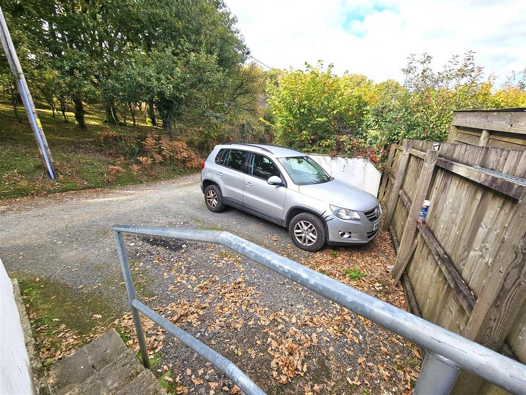 Parking.jpg