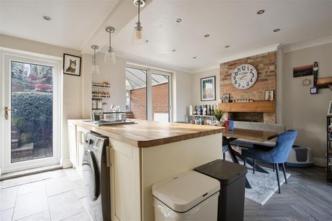3 bedroom semi-detached house for sale, Handley Road, New Whittington, Chesterfield