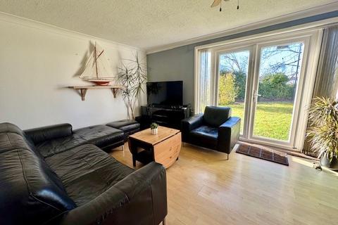 1 bedroom flat to rent, Quayside Road, SO18