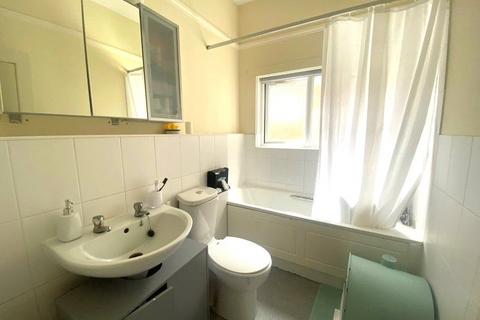 1 bedroom flat to rent, Elm Grove, Hampshire PO5