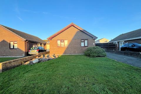 3 bedroom detached bungalow for sale, Ar Y Don, Tywyn LL36