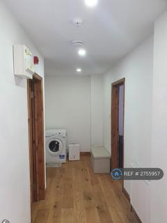 2 bedroom flat to rent, East Barnet Road, Barnet, EN4
