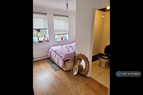undefined, Galsworthy Close, London, SE28