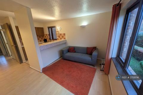 1 bedroom flat to rent, Pelham Rd, London, SW19