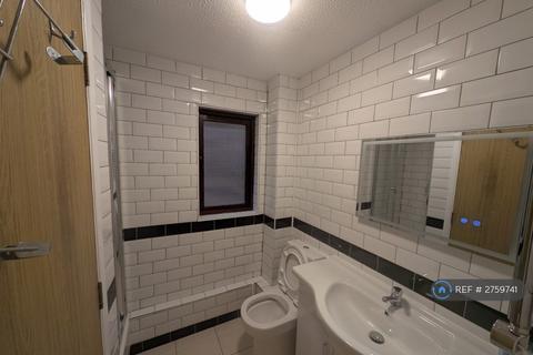 1 bedroom flat to rent, Pelham Rd, London, SW19