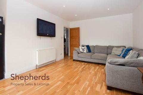 3 bedroom semi-detached house for sale, Albury Walk, Cheshunt EN8