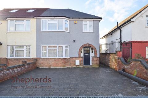 3 bedroom semi-detached house for sale, Albury Walk, Cheshunt EN8