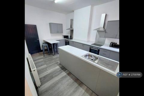 1 bedroom in a house share to rent, Boundary Road, St. Helens, WA10