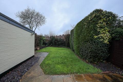 3 bedroom end of terrace house for sale, The Vineries, Burgess Hill, RH15