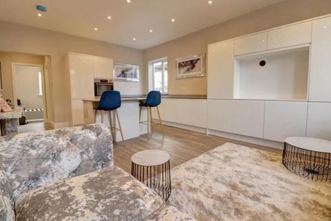 1 bedroom apartment to rent, Waterloo Road, Southport PR8
